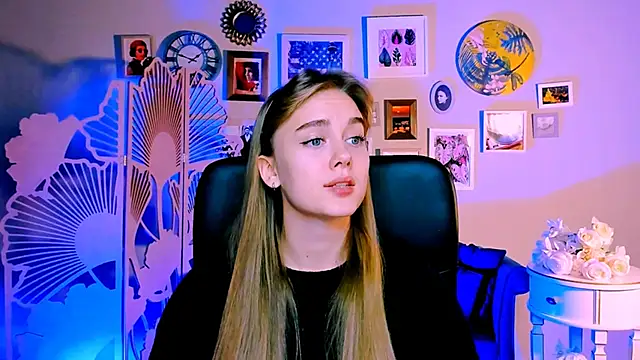 JuneWoods online show from 11.14.25