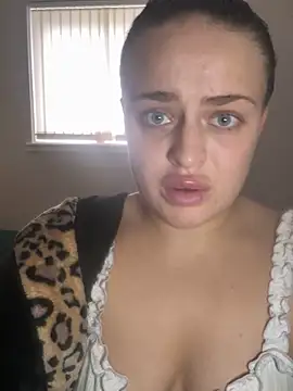 Roxy 30 online show from 11.13.25