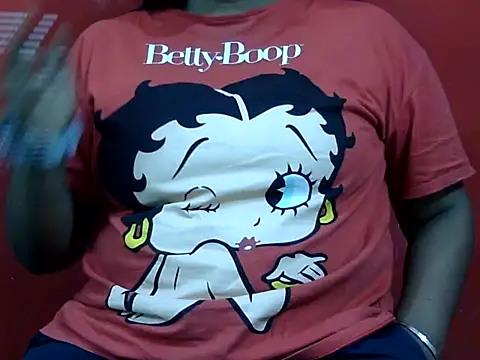 Snapshot of NORA_ chatting on 10.28.25 NORA online show from 10.28.25