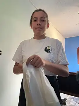 larj021bb online show from 04.16.26