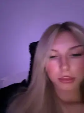 blondeeee online show from 04.15.26