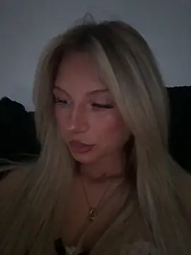 blondeeee online show from 05.06.26