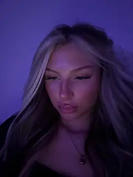 blondeeee online show from 05.17.26