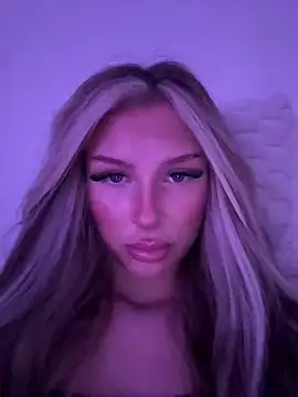blondeeee online show from 05.18.26
