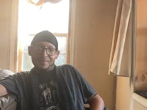 ThrowedWorldWide online show from 12.22.25