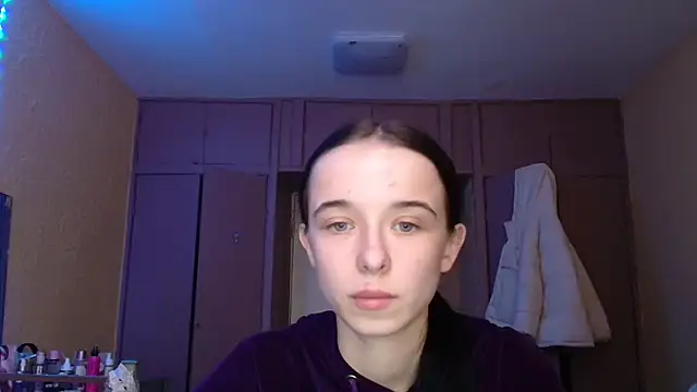 Emilia Light online show from 01.18.26