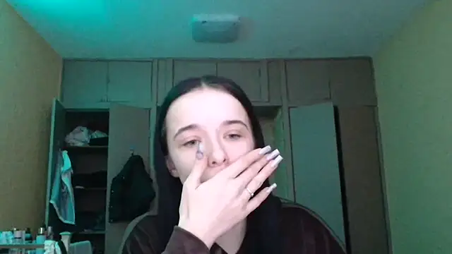 Emilia Light online show from 03.11.26