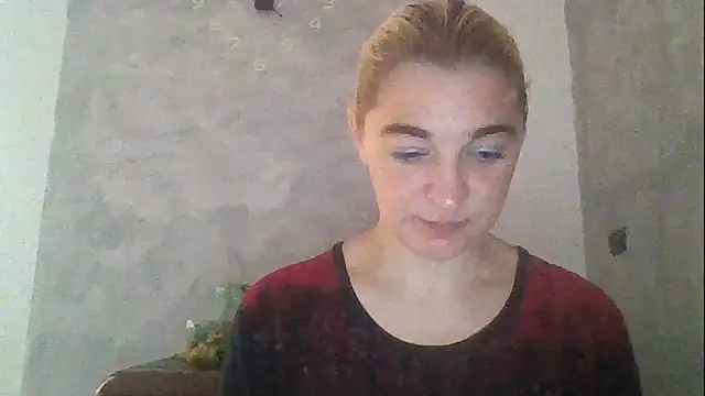 Snapshot of GoldenAngelMilf chatting on 10.10.25 GoldenAngelMilf online show from 10.10.25