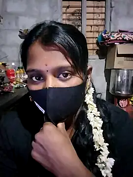 Tamil Hot Sandy online show from 11.26.25