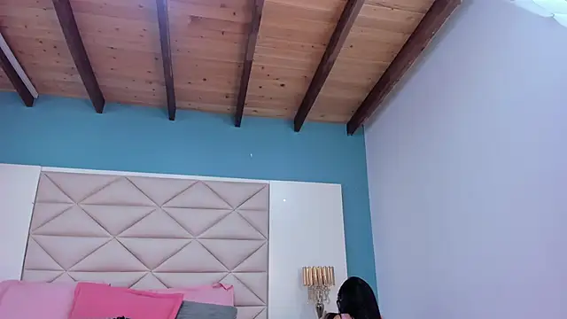 EliDurann online show from 10.28.25