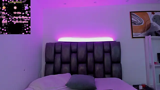 Snapshot of Caroline_Millerr chatting on 01.08.26 Caroline Millerr online show from 01.08.26