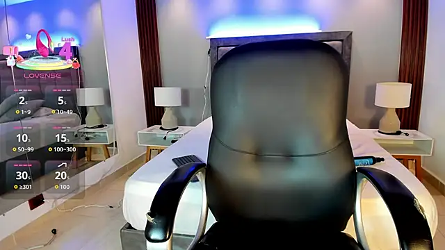 Snapshot of Caroline_Millerr chatting on 02.18.26 Caroline Millerr online show from 02.18.26