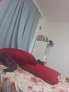 Snapshot of Sexyyeyes244 chatting on 02.04.26 Sexyyeyes244 online show from 02.04.26