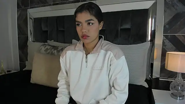 NaylaGrey online show from 07.03.26