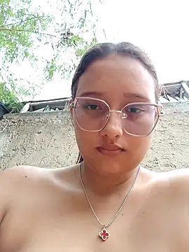 young dairy01 online show from 10.11.25