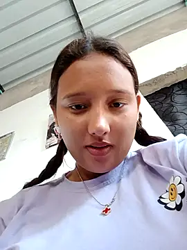 young dairy01 online show from 10.21.25