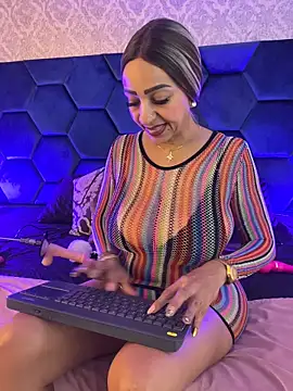Snapshot of Angelina_Roa chatting on 05.15.26 Angelina Roa online show from 05.15.26