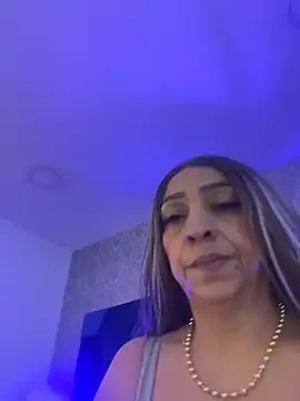 Snapshot of Angelina_Roa chatting on 05.26.26 Angelina Roa online show from 05.26.26