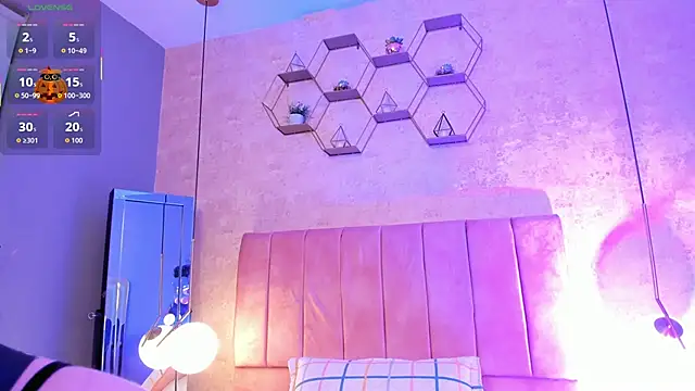 Snapshot of MAGIC_VERA chatting on 10.07.25 MAGIC VERA online show from 10.07.25