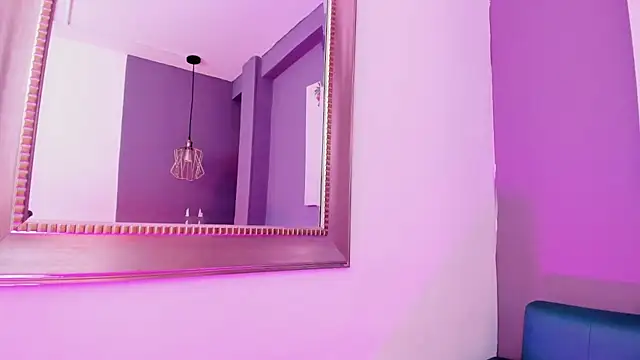 Alessiia   online show from 11.28.25