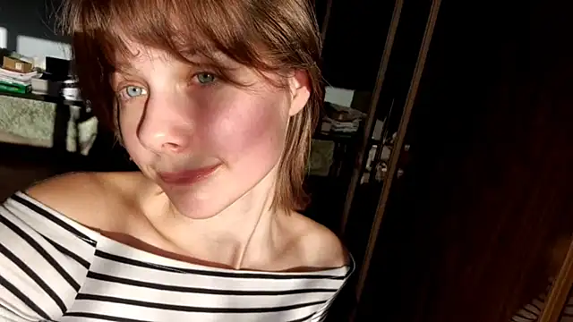 Snapshot of ExitedTroth chatting on 09.30.25 ExitedTroth online show from 09.30.25