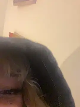 ivy aoki online show from 12.16.25