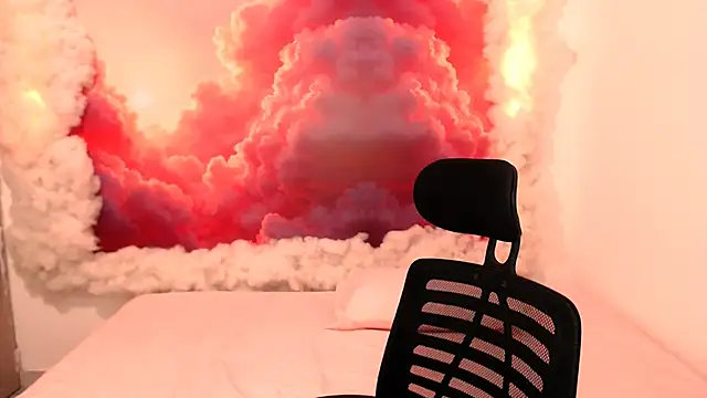 Snapshot of RomeoMillerr chatting on 10.03.25 RomeoMillerr online show from 10.03.25