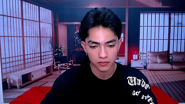 Snapshot of RomeoMillerr chatting on 10.17.25 RomeoMillerr online show from 10.17.25