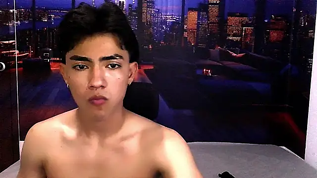 Snapshot of RomeoMillerr chatting on 10.21.25 RomeoMillerr online show from 10.21.25