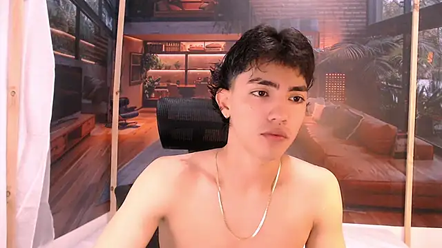 Snapshot of RomeoMillerr chatting on 10.24.25 RomeoMillerr online show from 10.24.25