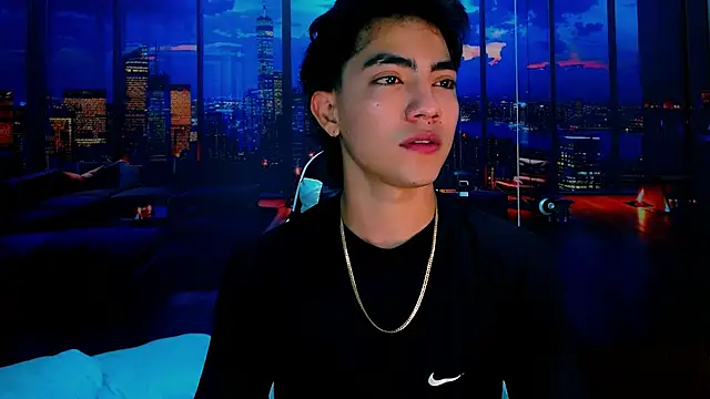 Snapshot of RomeoMillerr chatting on 11.12.25 RomeoMillerr online show from 11.12.25