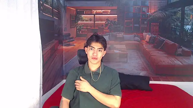 Snapshot of RomeoMillerr chatting on 12.15.25 RomeoMillerr online show from 12.15.25