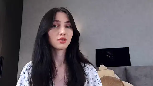 Snapshot of AnaMoonlight chatting on 10.07.25 AnaMoonlight online show from 10.07.25
