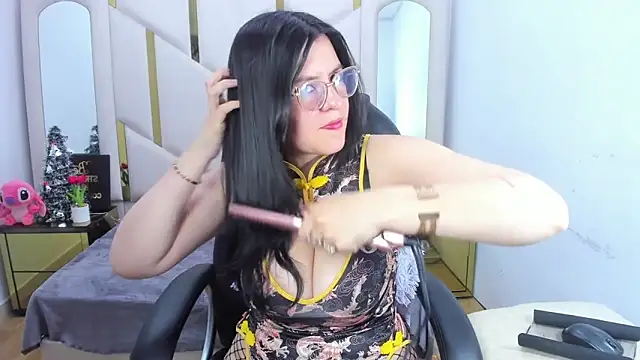 Snapshot of Tifanny_Doll69 chatting on 12.02.25 Tifanny Doll69 online show from 12.02.25