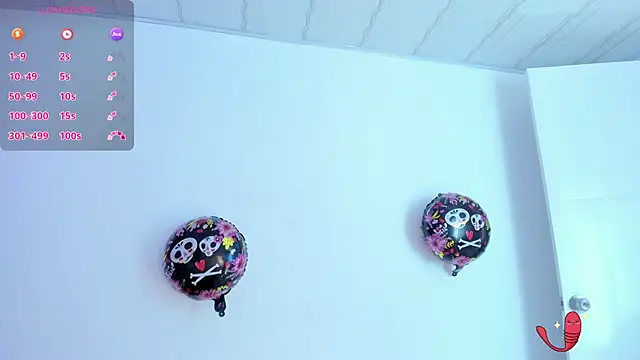 XaanderGrey online show from 10.21.25