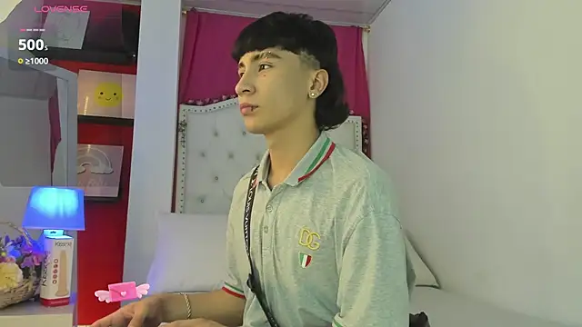 XaanderGrey online show from 11.21.25