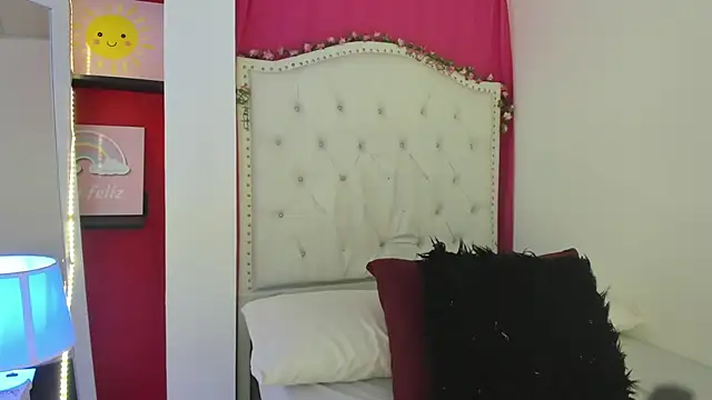 XaanderGrey online show from 12.03.25