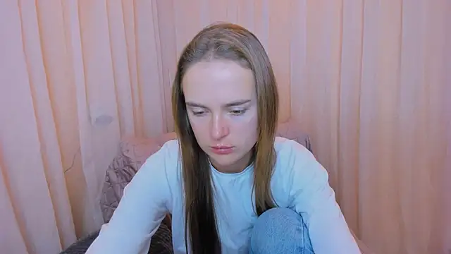 Snapshot of LilMary_ chatting on 11.26.25 LilMary online show from 11.26.25