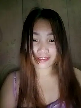 min-xinh online show from 09.28.25