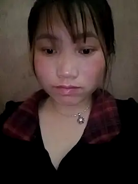 min-xinh online show from 02.15.26