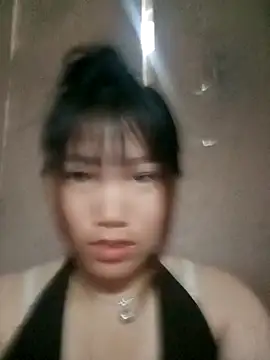 min-xinh online show from 04.23.26