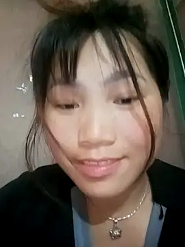 min-xinh online show from 04.24.26