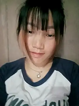 min-xinh online show from 04.26.26