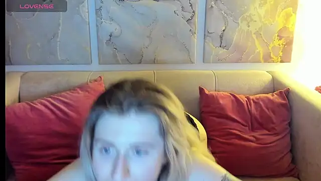 CamillaDreamer online show from 04.19.26