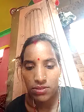 Snapshot of Munni_ji chatting on 10.12.25 Munni ji online show from 10.12.25