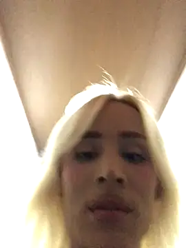 alexawinterrr online show from 10.10.25