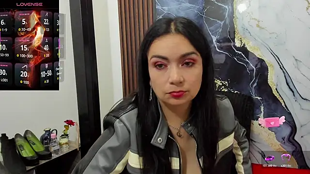 angelinee39 online show from 10.26.25