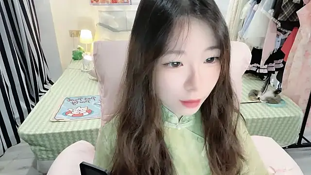 Snapshot of Gardenia-222 chatting on 05.20.26 Gardenia-222 online show from 05.20.26