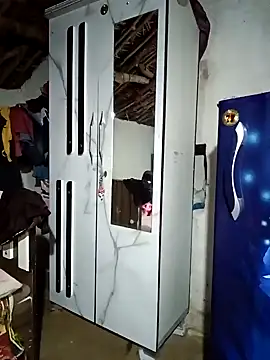 Lona2525 online show from 10.15.25