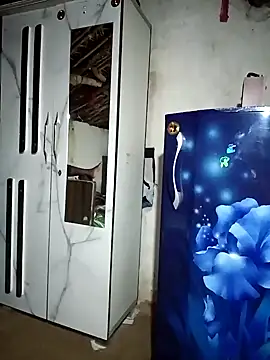 Lona2525 online show from 11.02.25